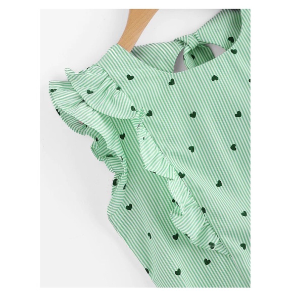 ➕ RESTOCKED Hearts & Stripes Flutter Sleeve Top - Picture 5 of 6